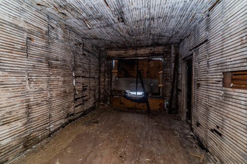 9002 Mackinaw Ave, Chicago IL 60617-4437 exterior