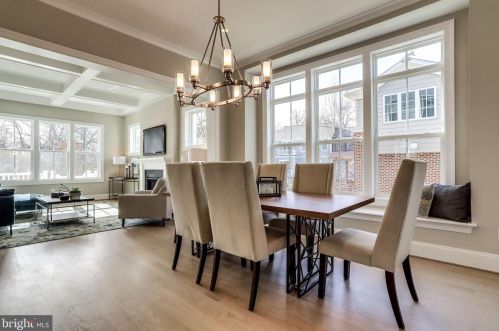 2733 1 St, Arlington VA 22203-2639 exterior