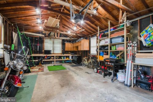 18 Pine St, Camden NJ  08106-1138 exterior