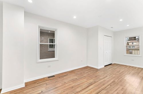 8943 Elizabeth St, Chicago IL  60620-3418 exterior