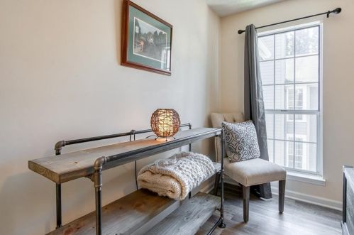 329 Granville Ct, Atlanta GA  30328-3434 exterior