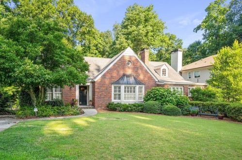 1818 Homestead Ave, Atlanta GA  30306-3136 exterior