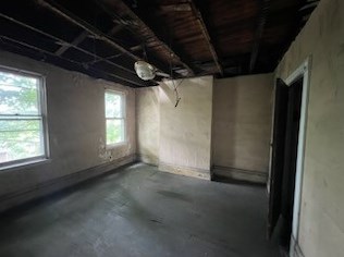 2726 Merwyn Ave, Pittsburgh PA 15204-1918 exterior