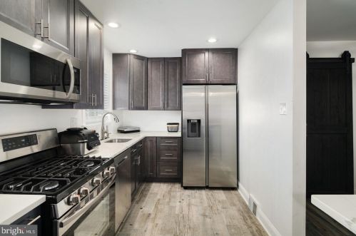 8615 Jackson St, Philadelphia PA  19136-2107 exterior