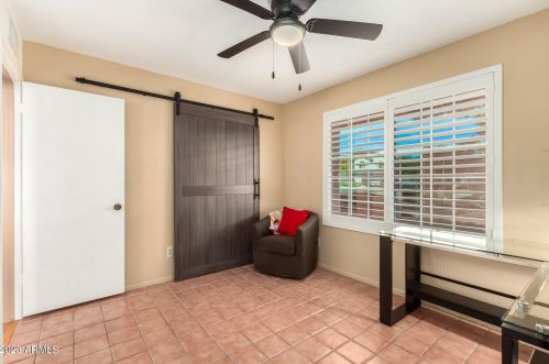 16450 47 Pl, Phoenix AZ 85018-2905 exterior