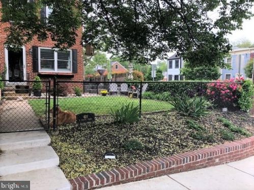 401 Fayette St, Alexandria VA 22314-2228 exterior