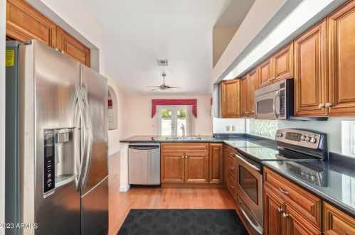 15816 15th Way, Phoenix AZ  85022-3249 exterior