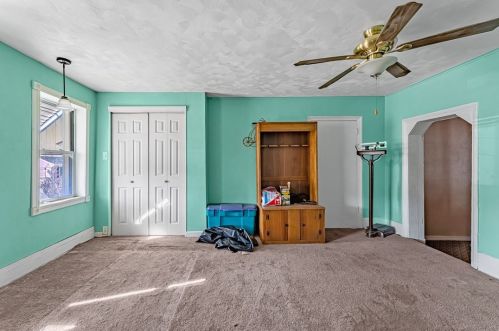 200 Main St, Pittsburgh PA 15215-2447 exterior