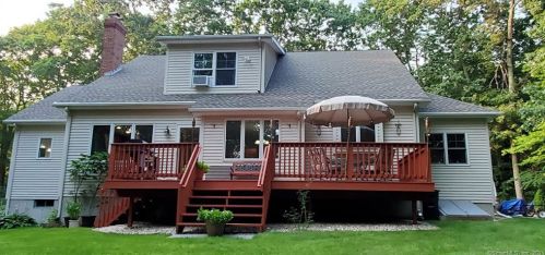 208 Hatch Hill Rd, Vernon, CT 06066-6135