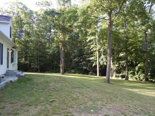 75 Bush Hl Rd, Exeter CT 06249-1210 exterior