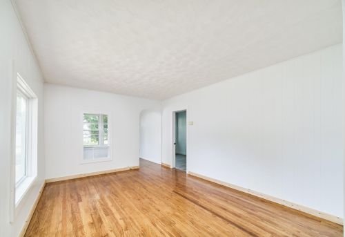 376 Maple St, Shelby MI 49455-1129 exterior