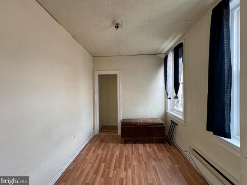 4814 Broad St, Philadelphia PA 19146-2203 exterior