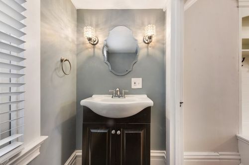 133 Dewey St, Pittsburgh PA  15218-1407 exterior