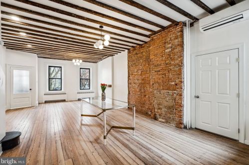 2426 Cedar St, Philadelphia PA  19125-3018 exterior