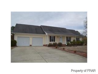 201 2 Hours Ct, Raeford, NC 28376-6751