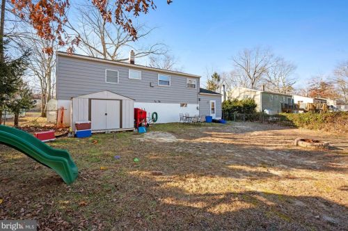 211 California Trl, Browns Mills NJ 08015-5640 exterior