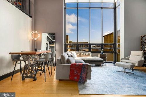 3039 16th St, Washington, DC 20018-3807