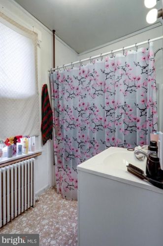 404 Ross St, Lancaster PA 17602-1944 exterior