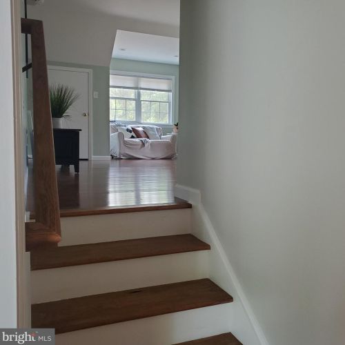 295 Fenwick Rd, Pilesgrove NJ exterior