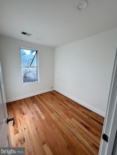 58 Galveston Pl, Washington DC 20032-2049 exterior