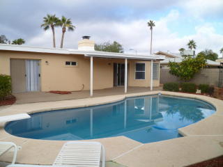 12831 39th Way, Phoenix AZ  85032-7327 exterior