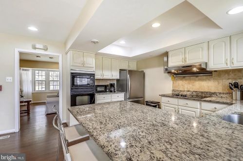 2804 Blazer Ct, Silver Spring MD 20906-2319 exterior