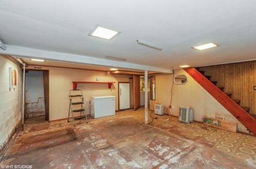 1816 Kellogg Ave, Waukegan IL 60087-4705 exterior