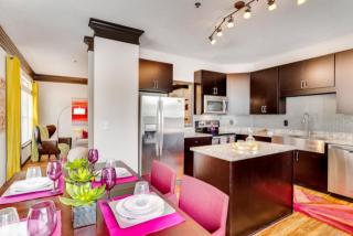 2432 Johnson Ferry Rd, Atlanta GA  30341-2637 exterior