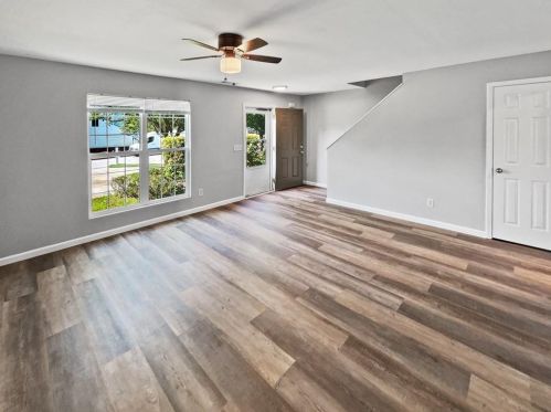 5823 Strathmoor Manor Cir, Lithonia GA  30058-2620 exterior