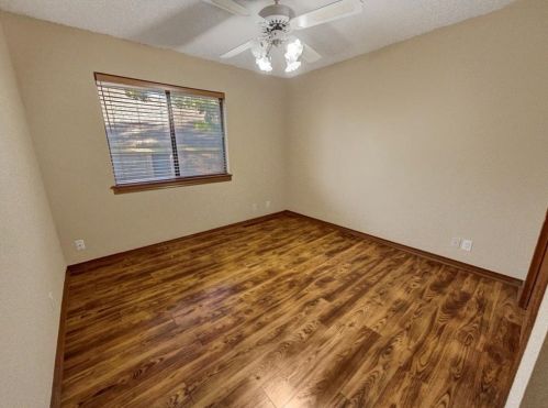 7206 Anaqua Dr, Austin TX 78750-7929 exterior