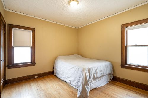 2141 54 St, Milwaukee WI 53219-1603 exterior