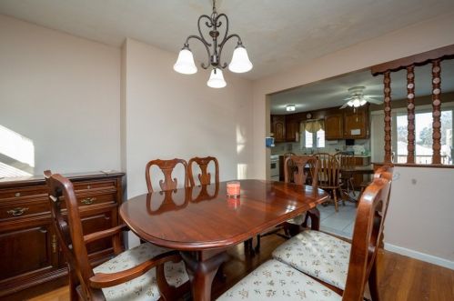 281 Hartwick St, Springfield MA 01108-3564 exterior