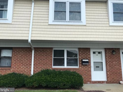 1110 Silver Ct, Trenton NJ  08690-3523 exterior