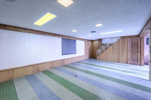 8159 Sacramento, Chicago IL 60655-2302 exterior