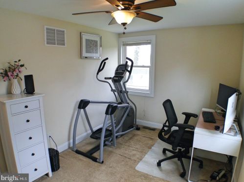 113 Greenbriar Pl, Chester PA 19014-1907 exterior