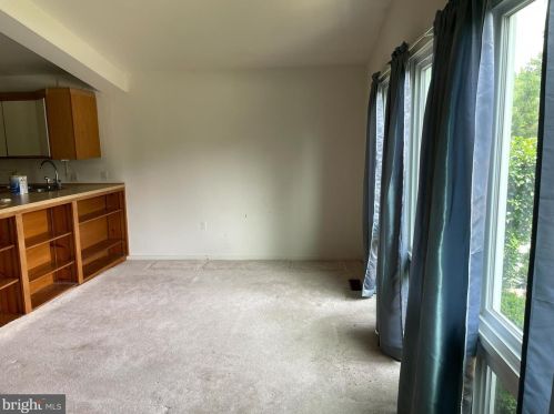 4000 Javins Dr, Alexandria VA  22310-2037 exterior