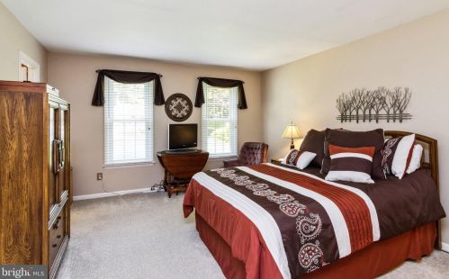 4020 Arjay Cir, Ellicott MD 21042-5635 exterior