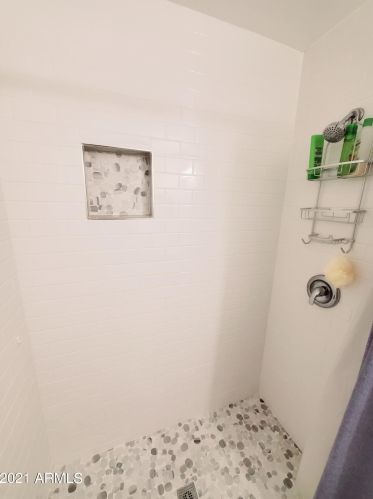 2320 40 Ave, Phoenix AZ 85009-4025 exterior