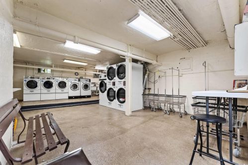 530 Dubois Ave, Valley Stream NY  11581-3248 exterior