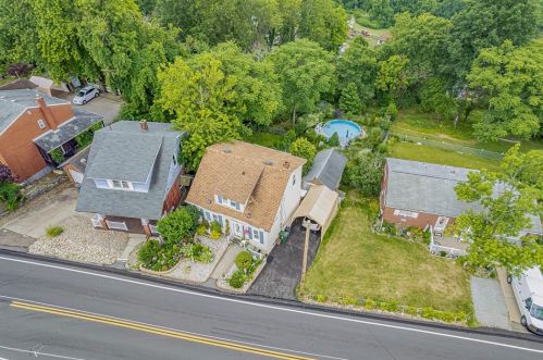 3238 Provost Rd, Pittsburgh, PA 15227-1161