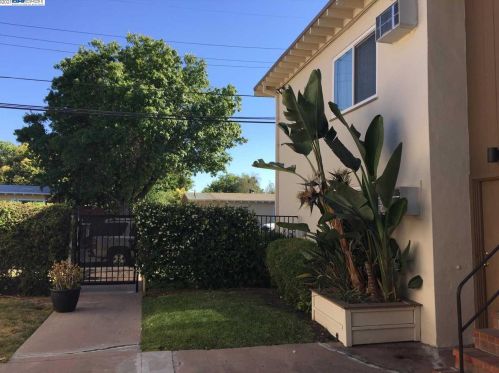 2770 Argyll Ave, Concord CA 94520-4760 exterior