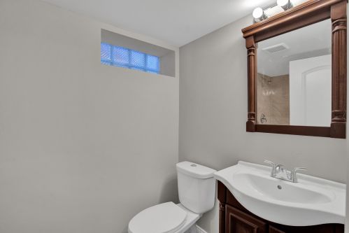 9722 Calumet Ave, Chicago IL  60628-1430 exterior