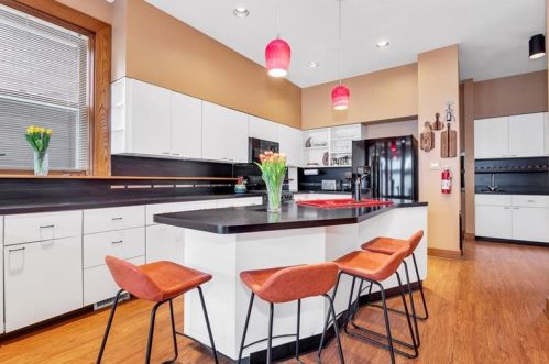 914 Aiken Ave, Pittsburgh PA 15232-3202 exterior