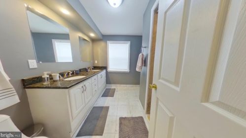 2039 Federal St, Philadelphia PA 19146-2829 exterior