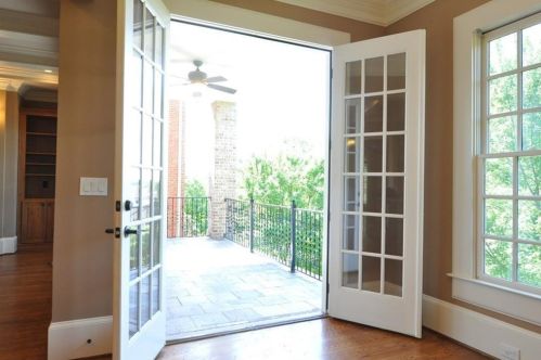 2612 Canterbury Trl, Atlanta GA  30324-2888 exterior