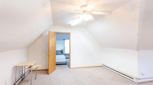 1915 University Ave, Madison WI 53726-3918 exterior