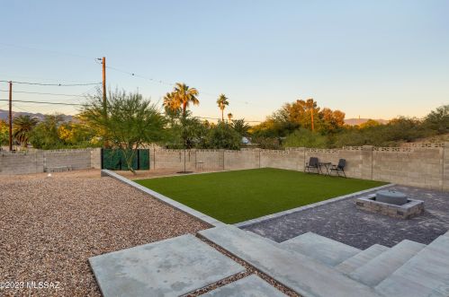 6126 Seneca St, Tucson AZ  85712-3011 exterior