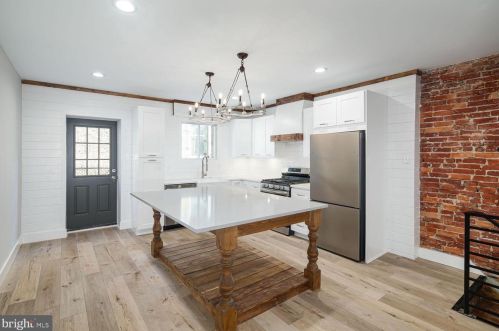 247 53rd St, Philadelphia PA  19139-1404 exterior