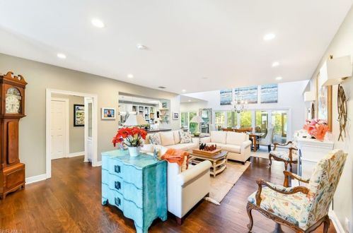 2150 Marina Dr, Naples, FL 34102-7628