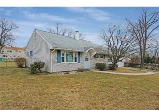 5 Rachel Ter, Piscataway, NJ 08854-5315